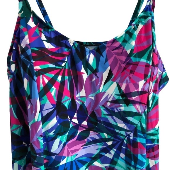 Swim Solutions Hi-Low Multicolored Tankini Top Size 22W NWT - Picture 2 of 9